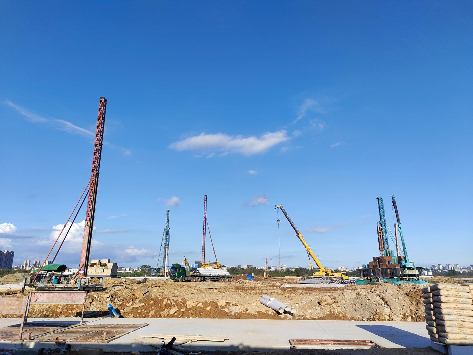 阳江中洲1018地块首期基坑支护及桩基础工程